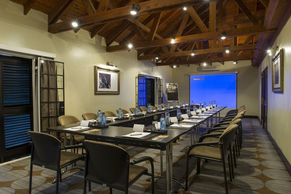 Southern Sun Mayfair Nairobi Exterior foto